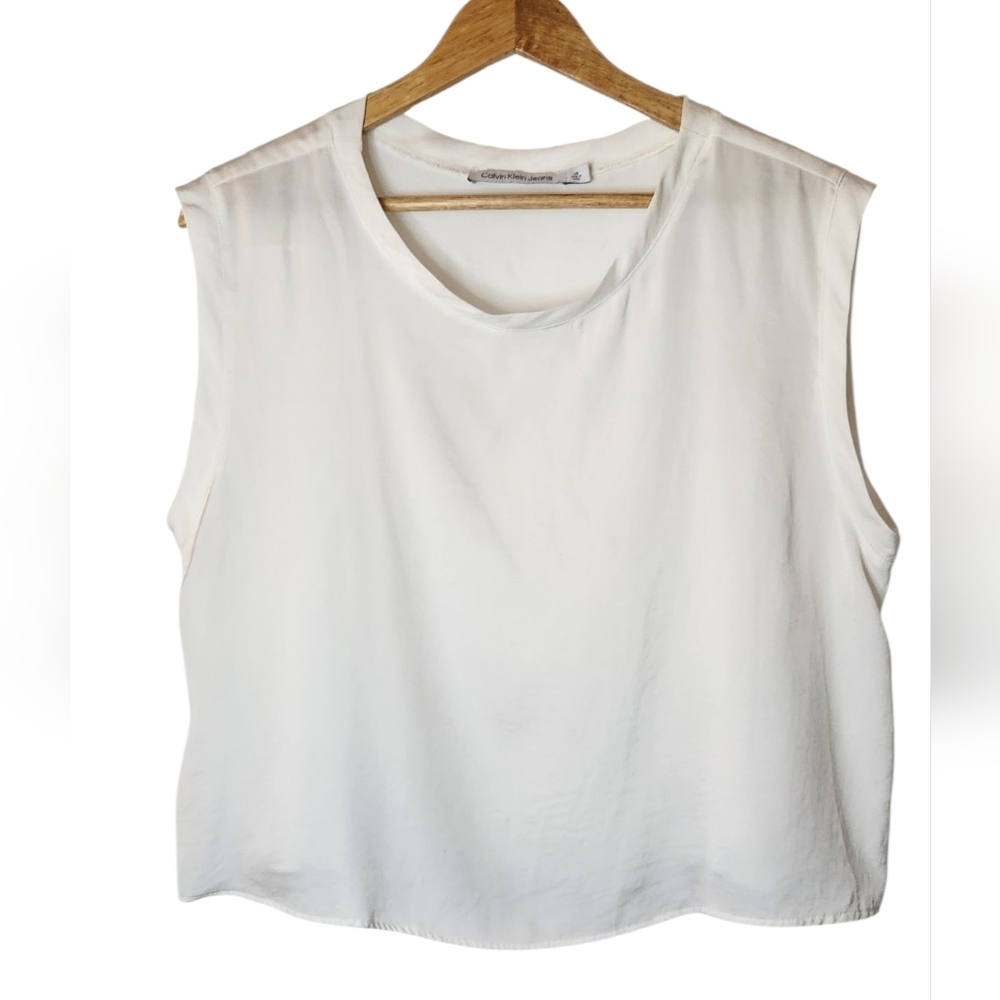 Calvin Klein Sleeveless Silky Shirt - Large, White